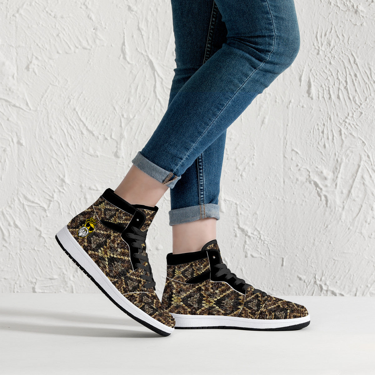 Old Geezer Rattler Skin Pattern High-Top Synthetic Leather Sneakers - Black